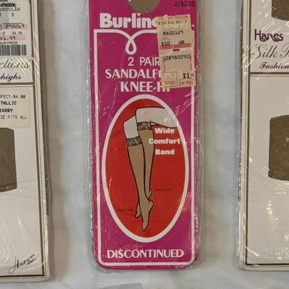 Adolfo vintage knee